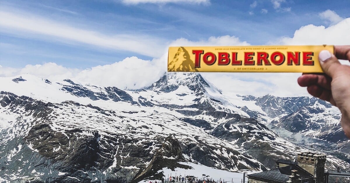Z obalu čokolády Toblerone zmizí hora Matterhorn, výroba se stěhuje k našim sousedům