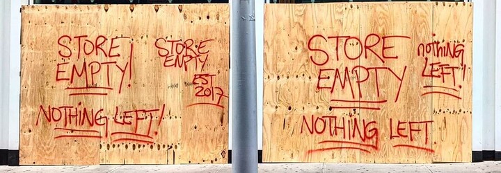 Zloděje, kteří rabovali během protestů v USA, hledají majitelé obchodů přes bazary a resell platformy
