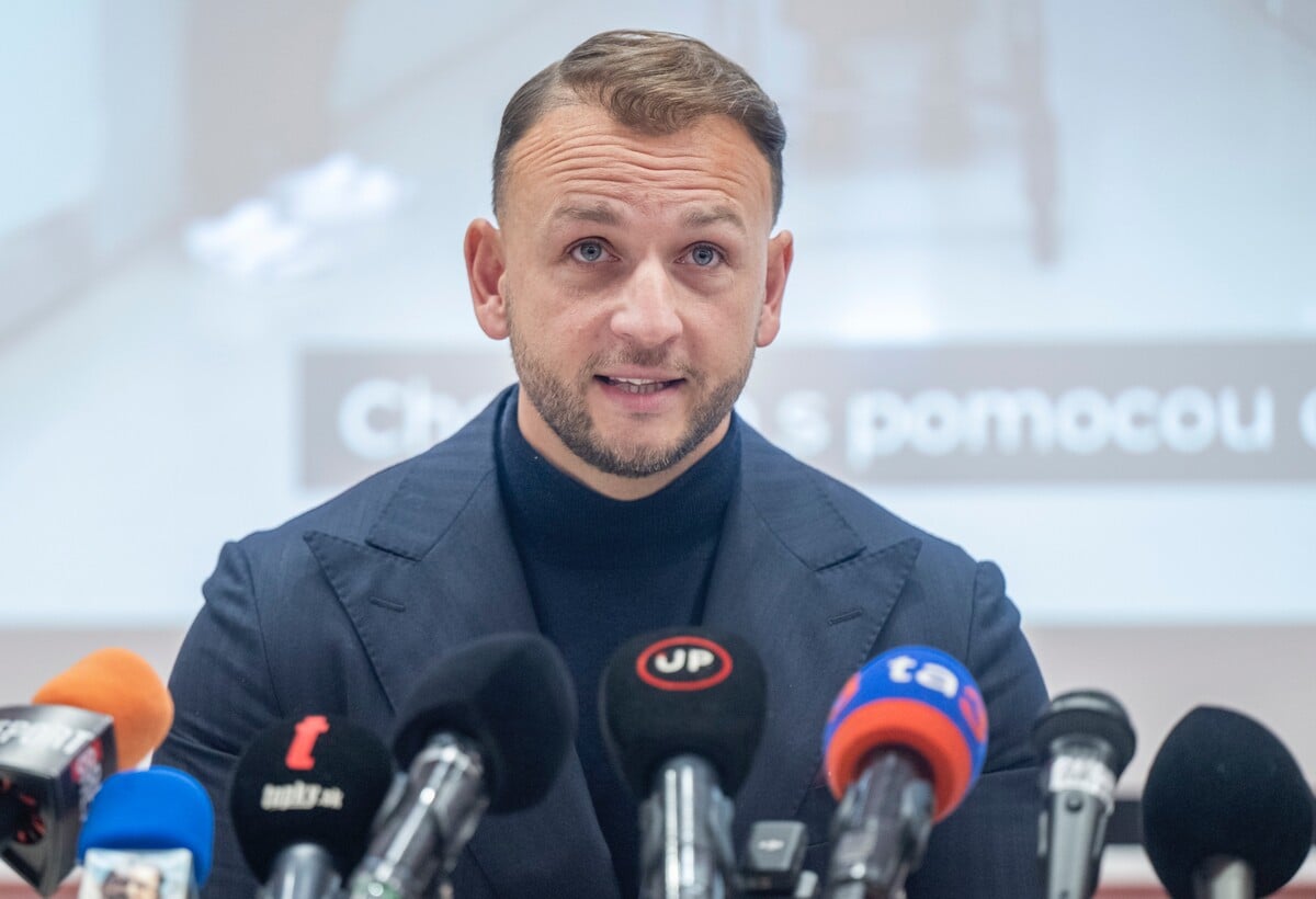 Matúš Šutaj Eštok.