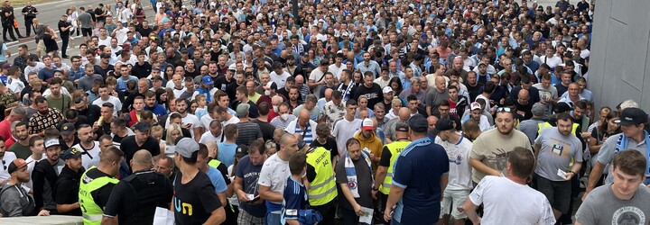 REPORTÁŽ: „Vypadni alebo ukáž pi*u!“ Boli sme počas zápasu v kotloch ultras Slovana a Ferencvárosu