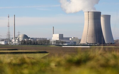 Wall Street Journal: Německo otočilo, jaderné elektrárny nechá v provozu.