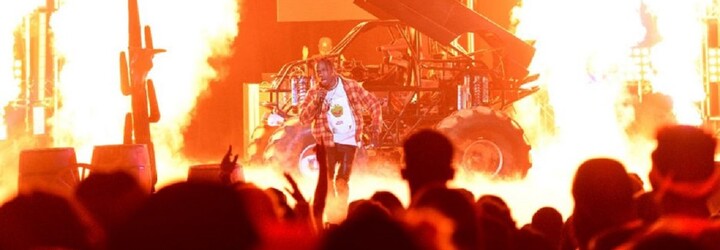 Hip-hopové BET Awards 2015 patřily Kendrickovi, Drakeovi a Big Seanovi. Travi$ Scott opět předvedl show