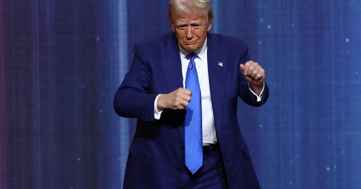 Trump chce odtajnit spisy o atentátech na slavné osobnosti. Úřady se mu to snaží rozmluvit