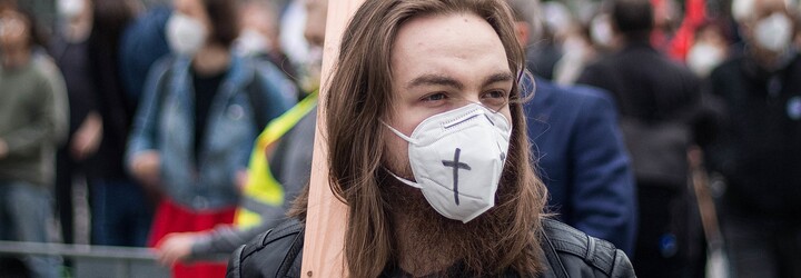 Zemane, běž do...! Takto proběhla demonstrace Milionu chvilek proti Zemanovi (Videoreport)