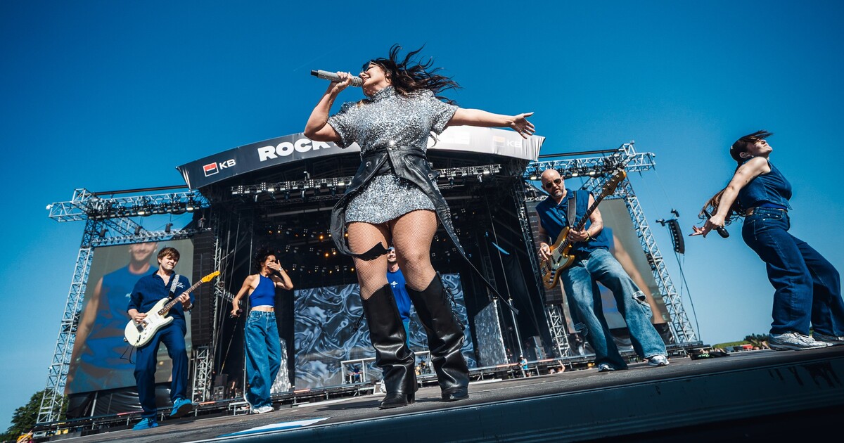 Ewa Farna, Slipknoti a nekonečně moc jídla. Rock for People má za sebou první dny