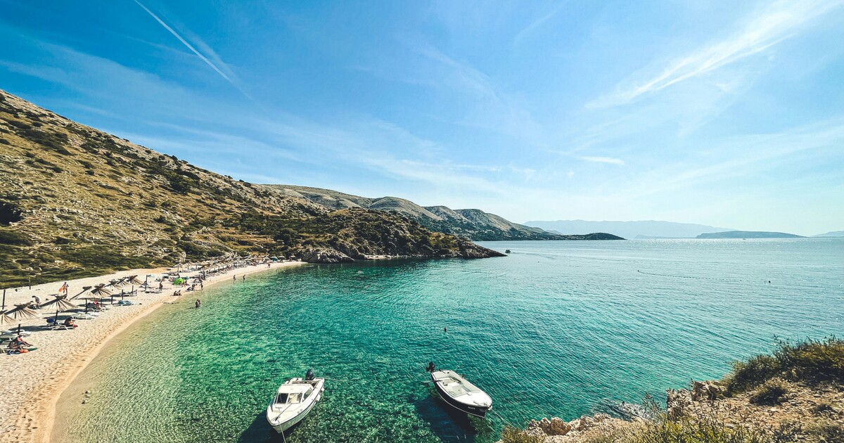 Moře v Chorvatsku může mít až 30 stupňů. Odborníci varují před invazí medúz
