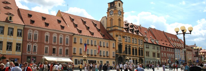 V Chebu bude MHD pro místní zdarma. Město chce snížit počet aut na silnicích
