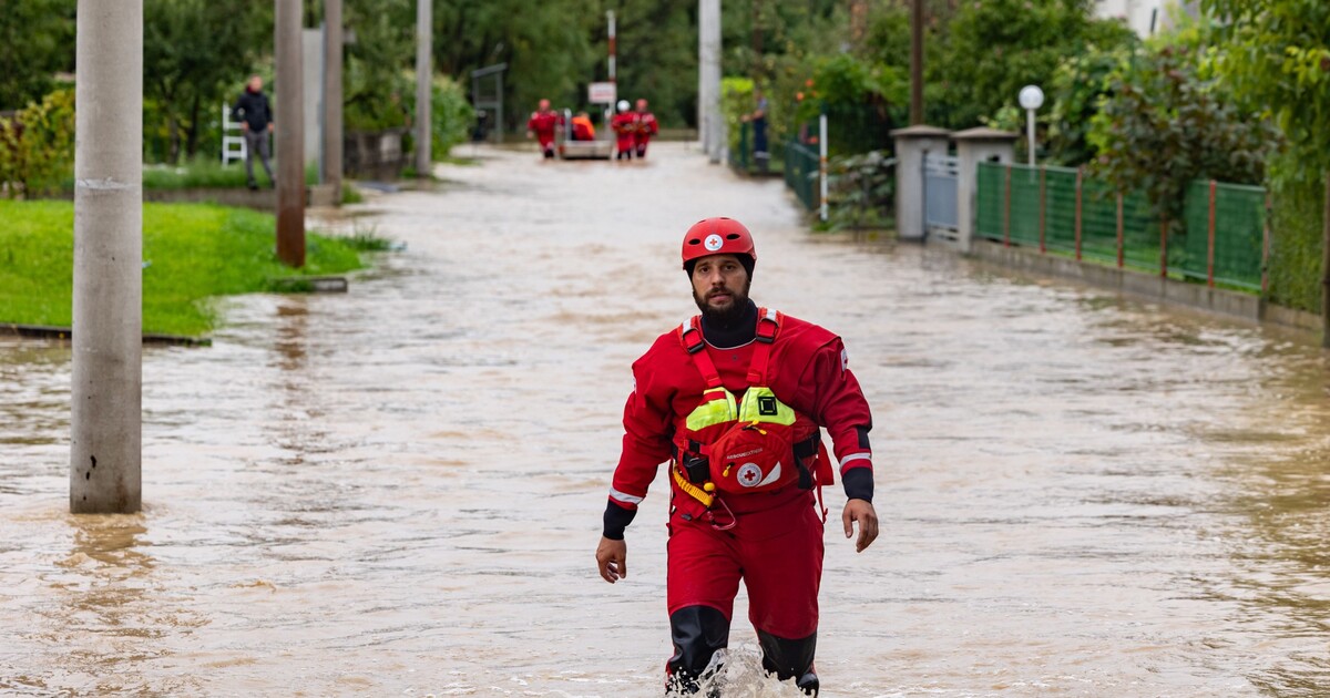 Bouřková fronta zasáhla Chorvatsko. Způsobila záplavy, hladiny řek stoupají