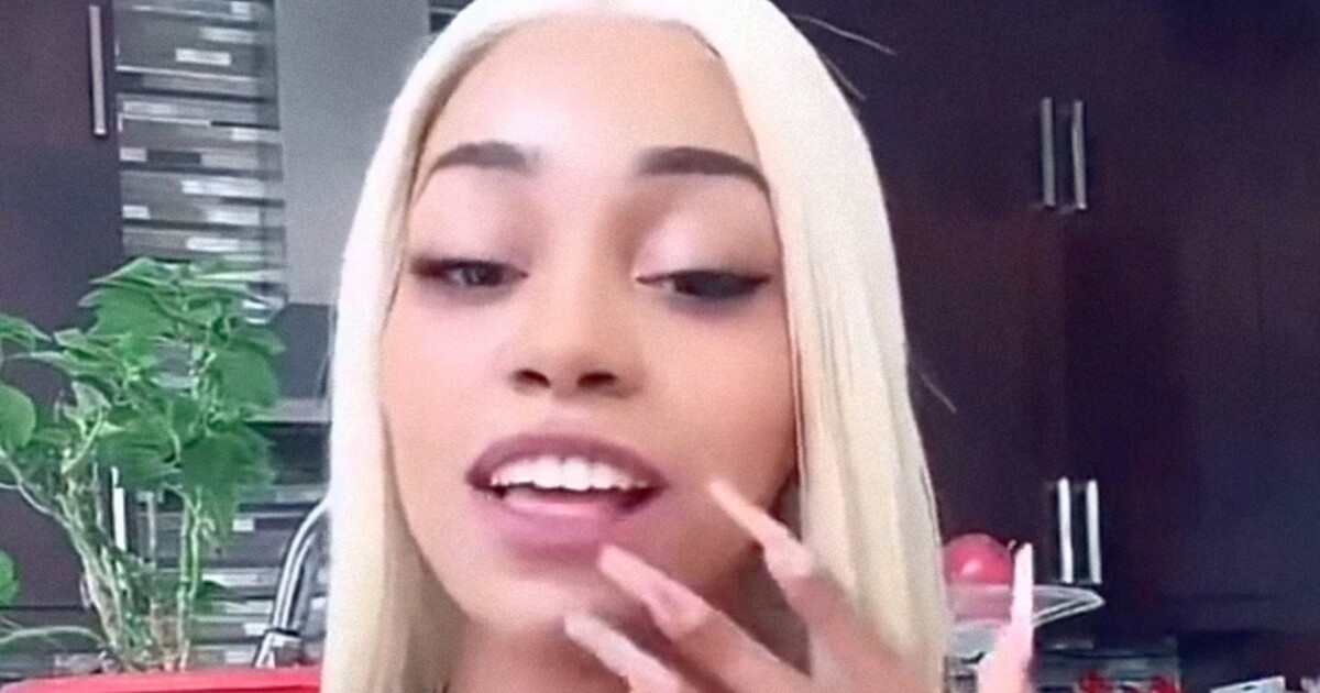 Tento bizarní trend na TikToku vydělává streamerce 7000 dolarů denně