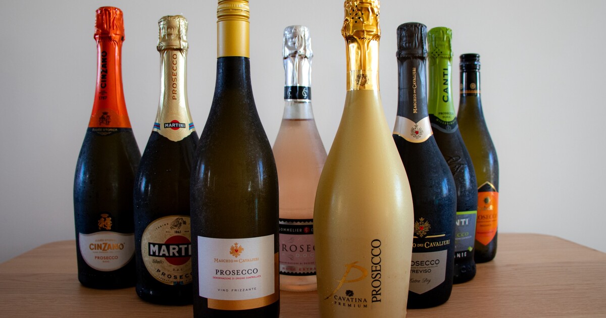Velký prosecco test: Profláknutá značka nezklamala, BIO bylo cítit starým sudem, jiné chutnalo jako ochucená soda