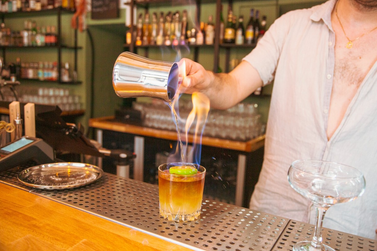 V Mullet bare trvá príprava koktailu aj s platbou do minúty.