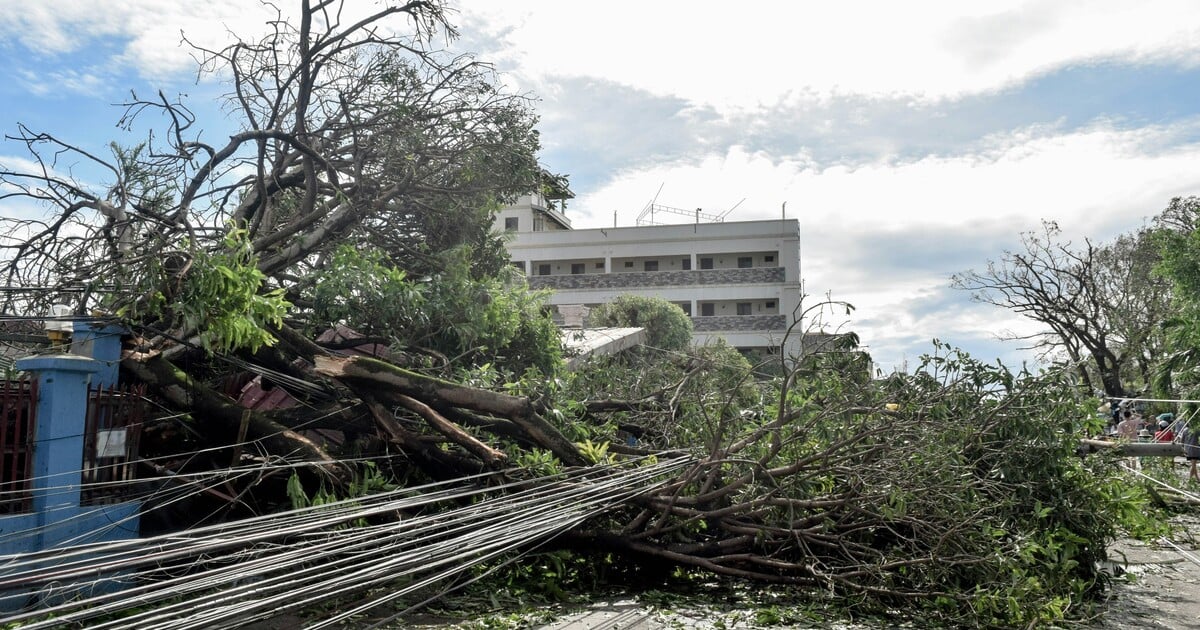 VIDEO: Filipíny se připravují na příchod supertajfunu. Evakuováno bylo více než milion lidí