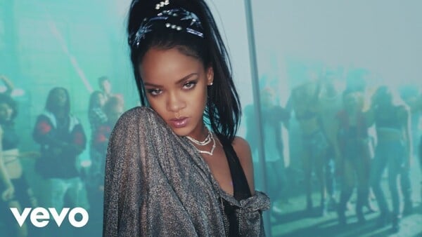 Kto napísal text This Is What You Came For od Rihanny a Calvina Harrisa?