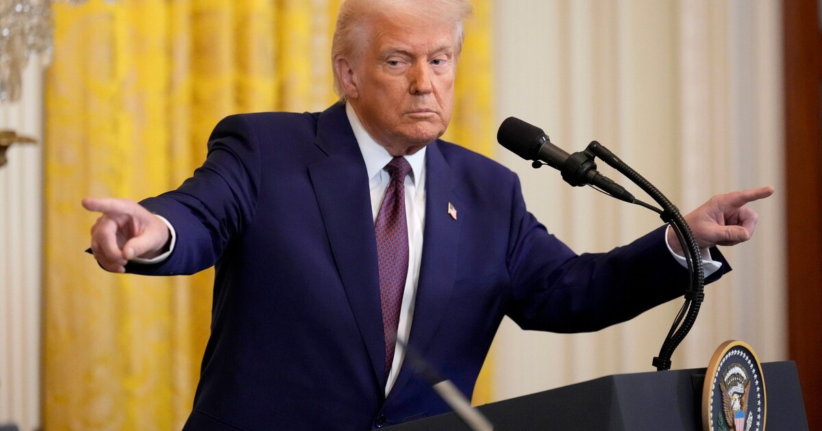 Trumpův tým pojede jednat s Ruskem a Ukrajinou o ukončení války do Saúdské Arábie