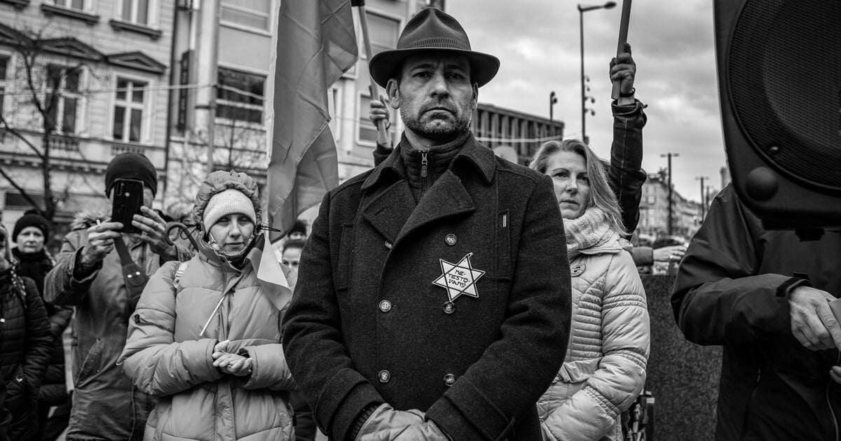 Velké nic nám připomíná, jak absurdně jsme všichni žili za covidu i nyní