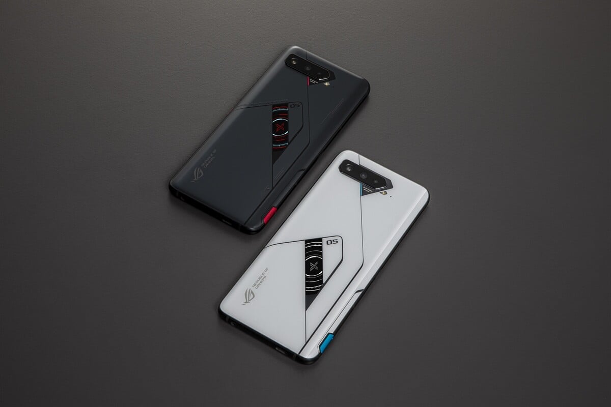 ROG Phone 5