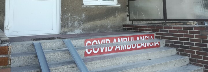 Primár kliniky, kde liečia COVID-19: Nemôžeme žiť v nepretržitom strachu, riziko vôbec nie je také veľké. Do leta sa nič nestane