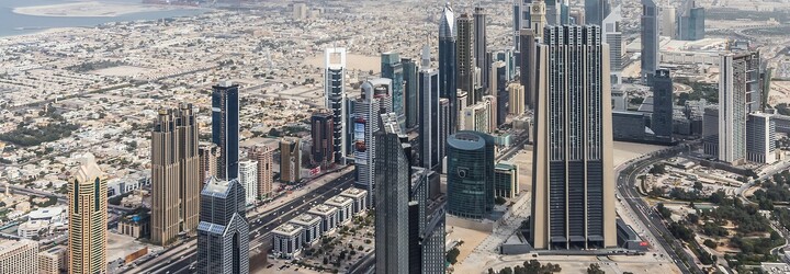Dubaj už neví, co vymyslet. Ve městě vyrostl gigantický rám za miliardu korun