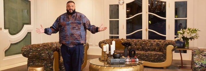 DJ Khaled prichádza s kolekciou vlastného luxusného nábytku. V zbierke sa nachádza aj obrovský trón
