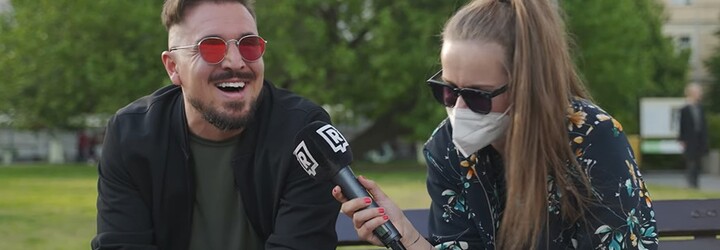 VIDEO: Šli jsme do ulic zjistit, co si lidé myslí o vakcíně. Jaké největší mýty o očkování slyšeli?