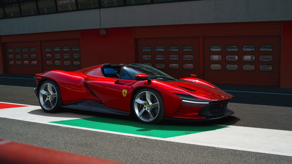 Ferrari, SP3 Daytona,
