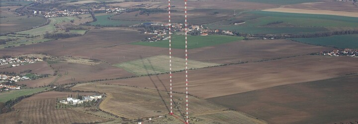 Nejvyšší stavba v Česku má jít k zemi. Vysílač v Liblicích ale chtějí zachránit místní