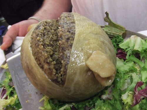 Jaké maso je základem skotského jídla haggis? 