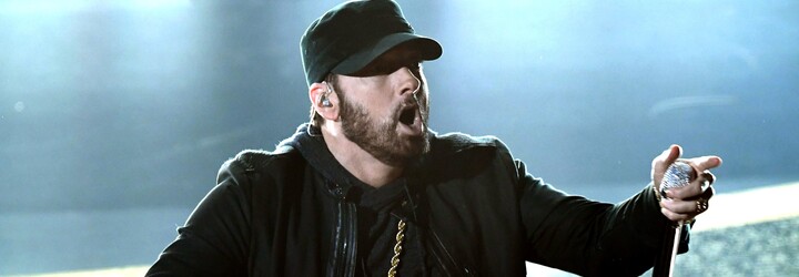 Nejlepší alba týdne: Eminem vzpomíná na svou kariéru, Lauv panikaří a The 1975 se vrací ke kořenům