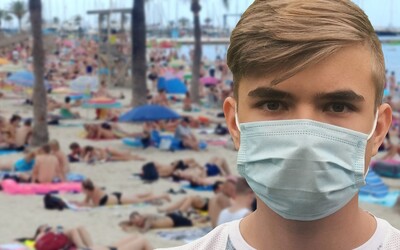 Na cestovatelském semaforu přibývají červené státy. Seznam se rozšířil o Dánsko a Francii.