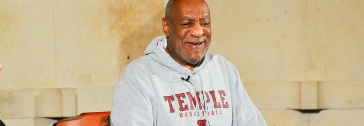 Bill Cosby, který údajně nadrogoval a znásilnil ženu, jde na svobodu