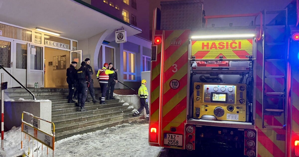 Na studentských kolejích v Praze v noci hořelo. Evakuováno bylo přes 100 lidí