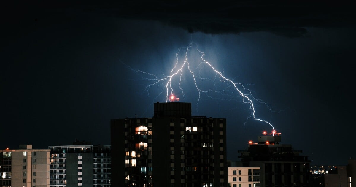 VÝSTRAHA: Do Česka dorazí silné bouřky. Pozor si dej hlavně zítra večer