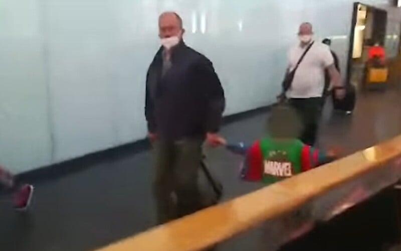 VIDEO: Kotleba po odvedení syna od exmanželky: „Bude jedna fotka malého bez môjho dovolenia, tak ste vybavení.“