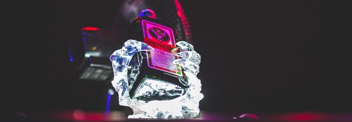 Doraz oslavit 18. narozeniny mejdanu We All. Bavit se budeš na vlnách disca a funku, které ti naservíruje trojice DJs