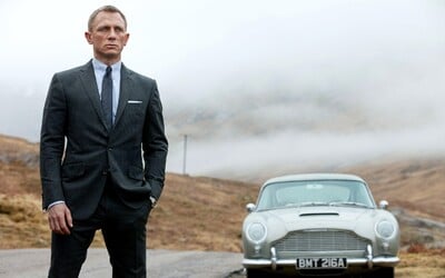 James Bond je späť aj s novým režisérom. Začína sa nová éra legendárneho agenta 007