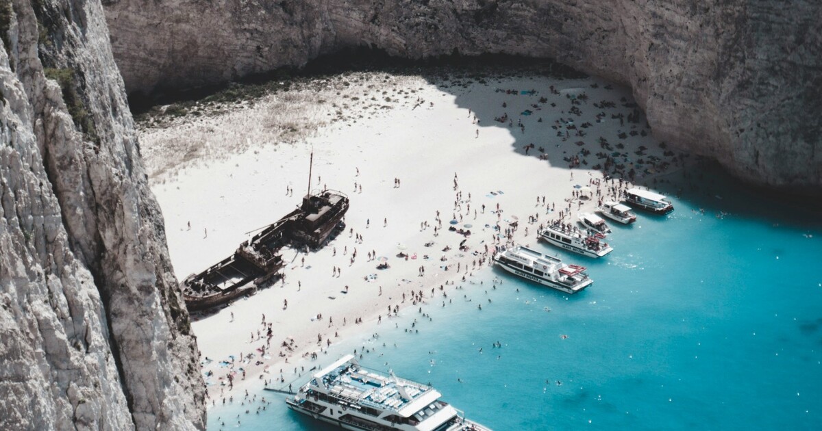 Vlny veder v Řecku nepolevují. Teploty tam vystoupají až na 43 °C