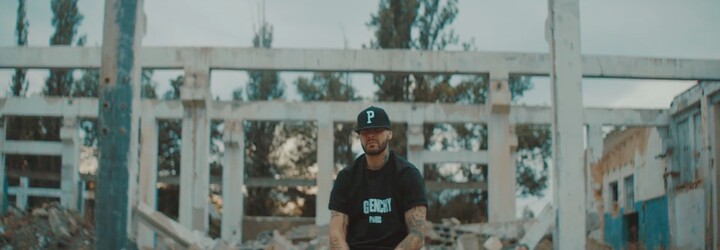Rytmus predstavuje silný emotívny singel, ktorý je zároveň sprievodnou skladbou k pripravovanému československému filmu