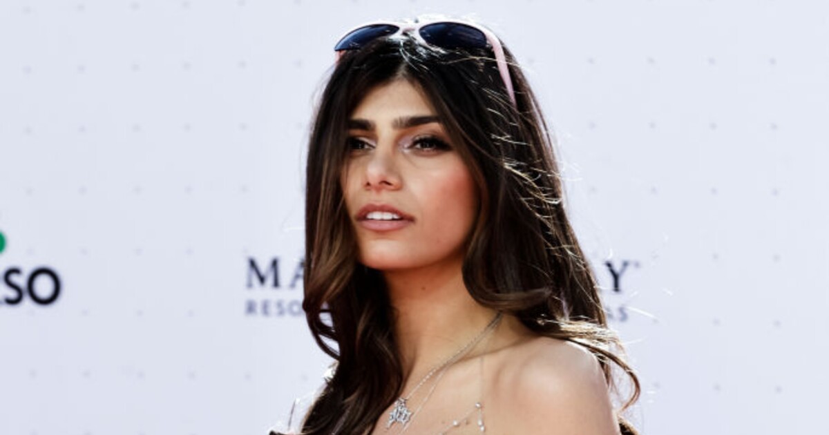 Pornoherečka Mia Khalifa radí lidem v manželství. Na sňatek má netradiční názor