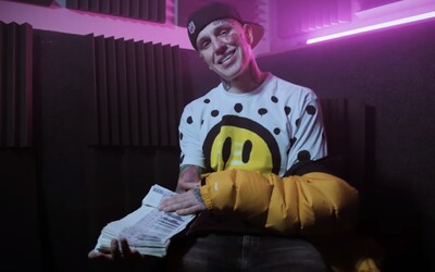 V karanténě, p*čo, prodávám drogy, p*čo! Sergei B. a Rico si na karanténu nestěžují.