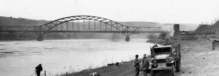 Německo chce obnovit most u Remagenu, který se zřítil během 2. světové války