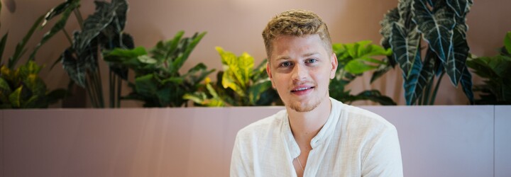 Oliver Oswald: Súhlasím, že uspokojovanie modelky vo vysielaní bolo za hranicou. Nešli by sme do toho bez jej súhlasu (Rozhovor)