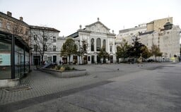 49-ročný Andrej sa v Bratislave zaháňal nožom na obsluhu fast-foodu.