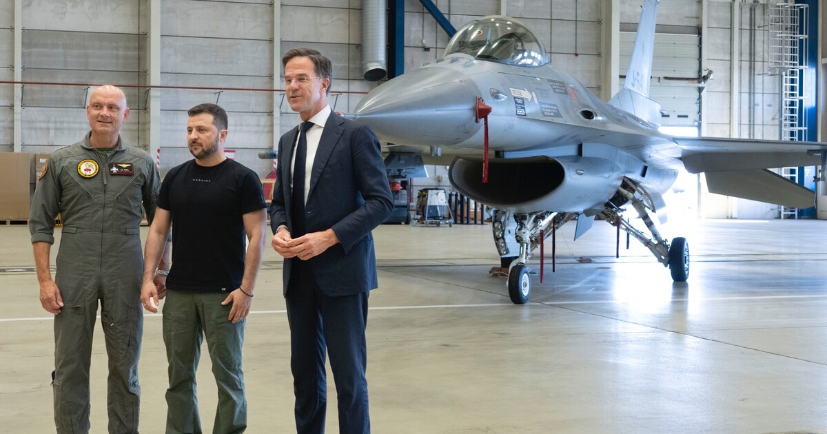 Ukrajina získá od Nizozemska a Dánska stíhačky F-16. Obdrží je po splnění této podmínky