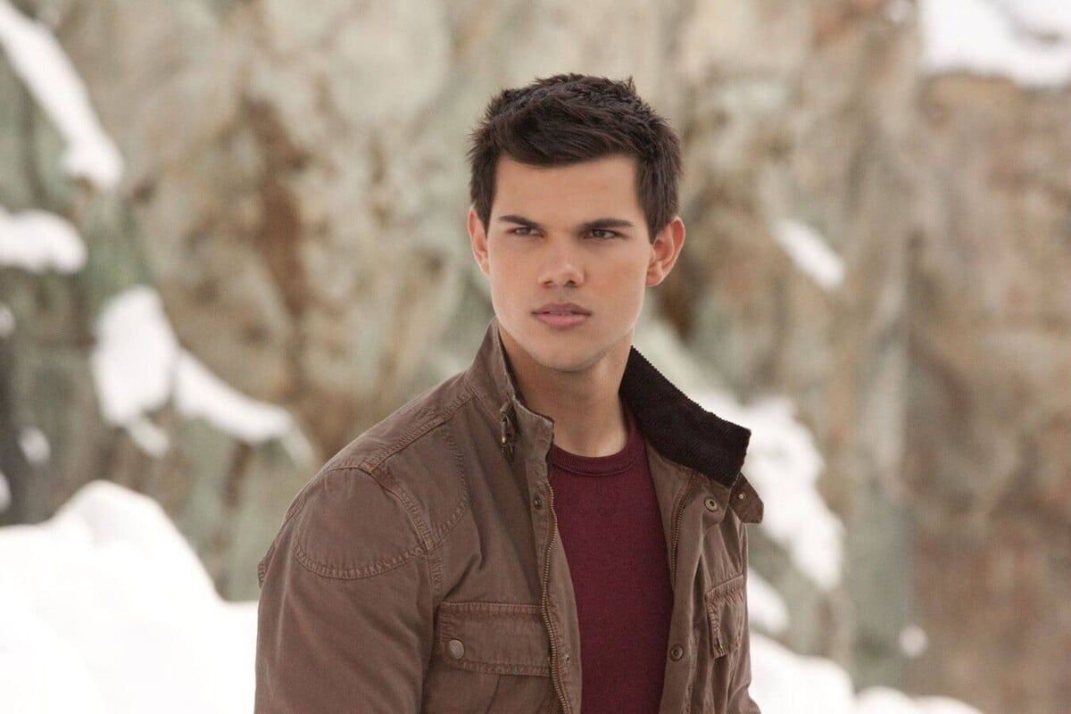 Návrat hviezdy filmu Twilight. Taylor Lautner pripravuje nový seriál o vlkolakoch