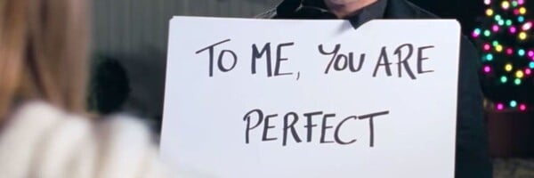 Ve kterém romantickém snímku se objevil tenhle nápis?