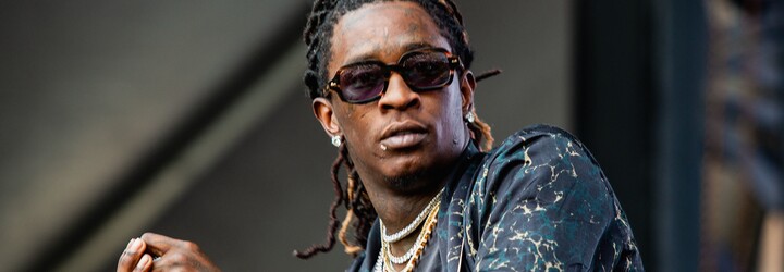 Young Thug a Gunna byli zatčeni. Spolu s dalšími 26 osobami budou čelit obvinění ze spojení s aktivitami gangů