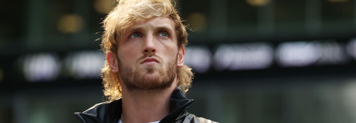 Logan Paul nosí nejdražší pokémonovou kartu na světě na diamantovém přívěsku za 80 000 dolarů