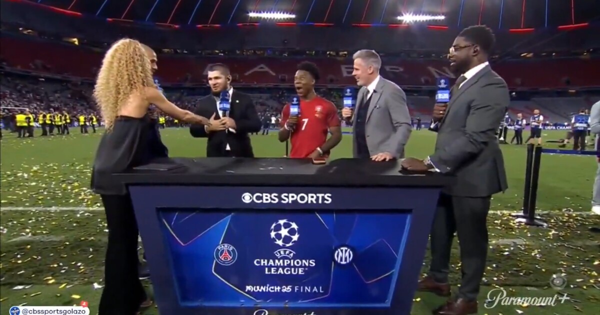 VIDEO: Khabib Nurmagomedov odmítl podat ruku moderátorce. Nešlo o urážku, ale o respekt