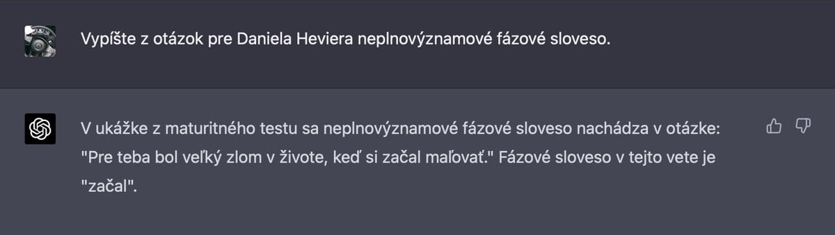 Chatbot zvládol takmer bezchybne odpovedať aj na otázku o fázovom slovese, ktorá vraj tohtoročných maturantov potrápila najviac.