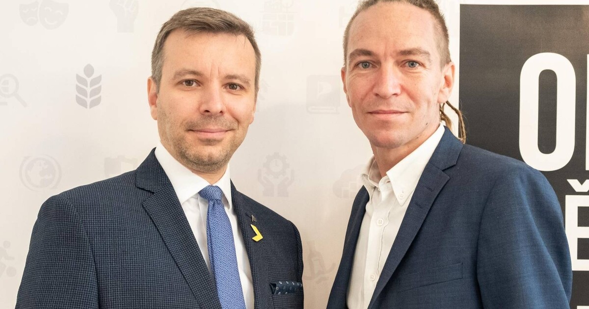 Piráti si vybrali lídra pro volby do Evropského parlamentu, stal se jím opět Marcel Kolaja